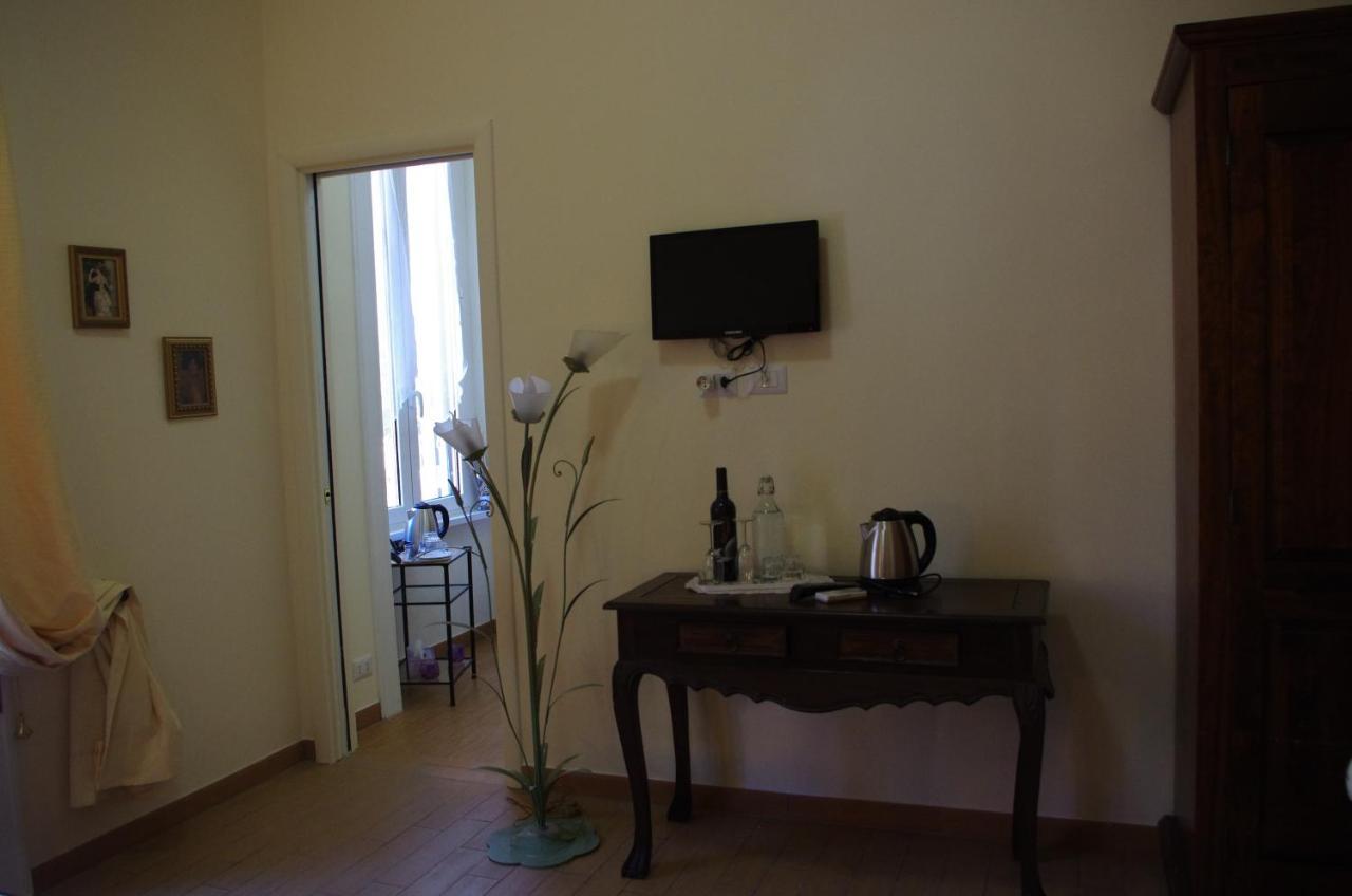 Tucci'S Roma Guest House Exterior foto
